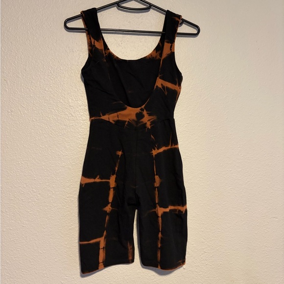 Of Earth & Salt Black and Orange Catsuit - Picture 2 of 4